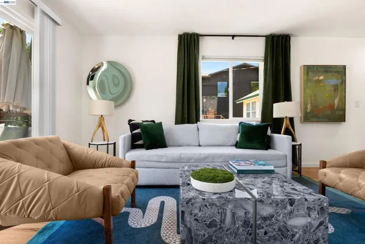 15573 Riverside Dr, Guerneville, California 95446