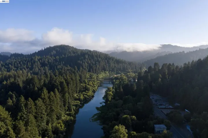 15573 Riverside Dr, Guerneville, California 95446