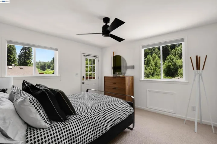 15573 Riverside Dr, Guerneville, California 95446