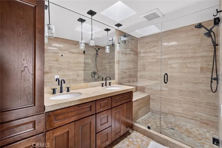 29582 Colebrook, Laguna Niguel, California 92677