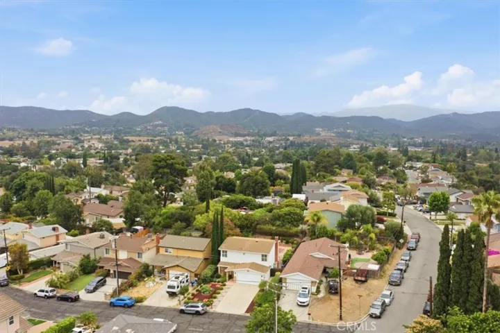 577 Houston, Thousand Oaks, California 91360