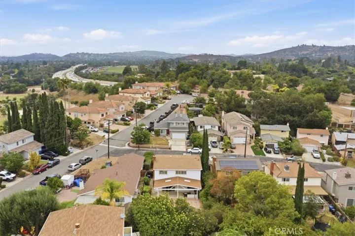 577 Houston, Thousand Oaks, California 91360