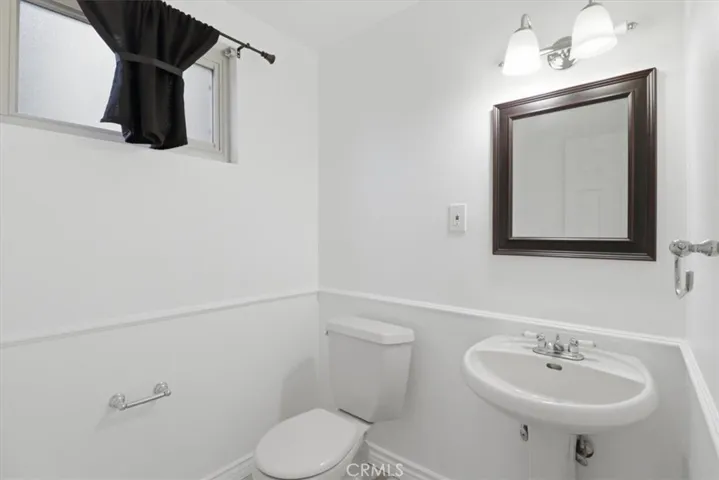 577 Houston, Thousand Oaks, California 91360