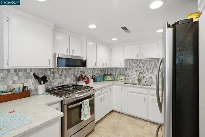 407 Harlow Dr, Antioch, California 94509