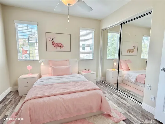 Virtually staged secondary en suite bedroom