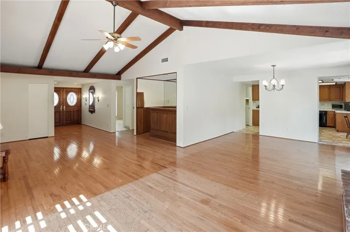 2037 S Capella Court, Costa Mesa, California 92626