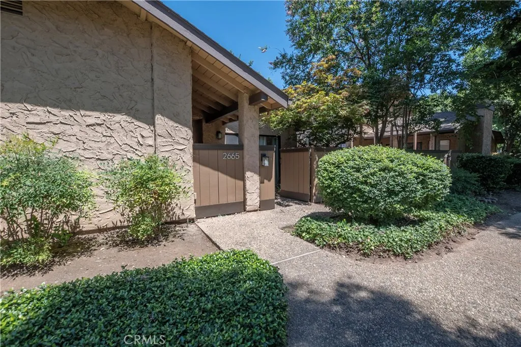 2665 Waverly Ct