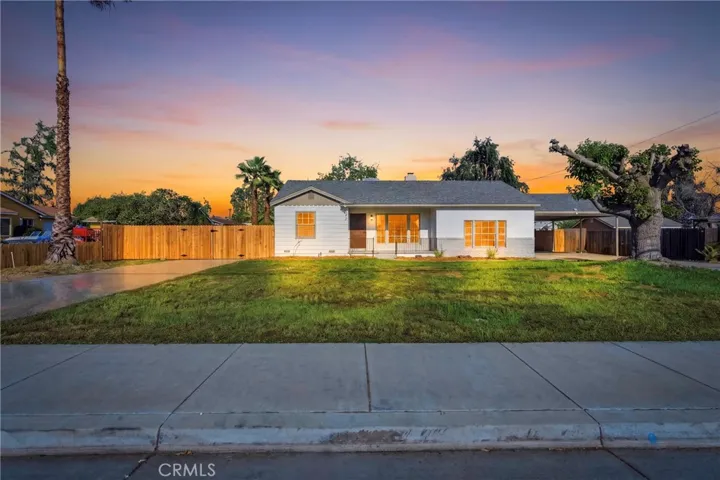 932 Baldwin, Bakersfield, California 93304