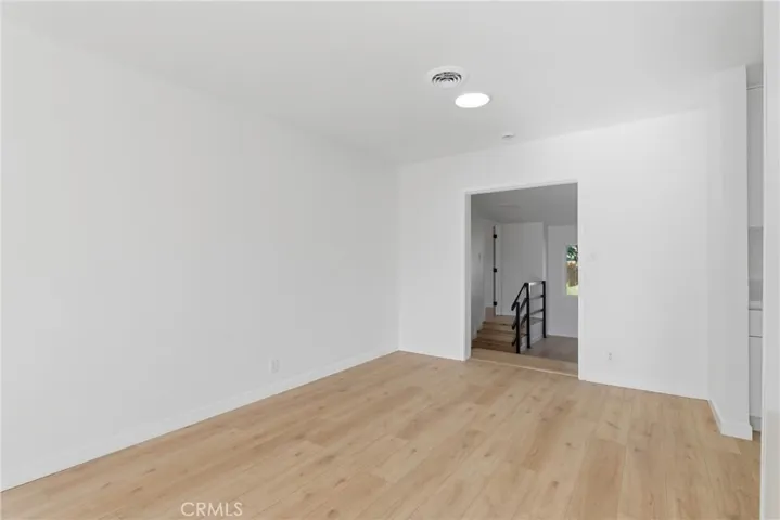 932 Baldwin, Bakersfield, California 93304