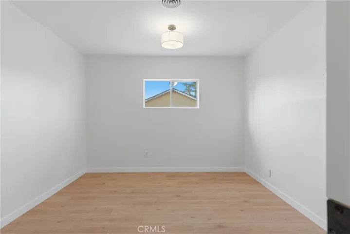 932 Baldwin, Bakersfield, California 93304
