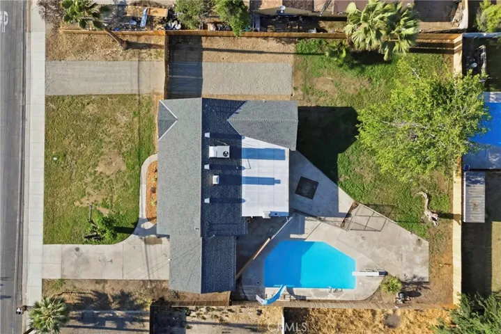 932 Baldwin, Bakersfield, California 93304