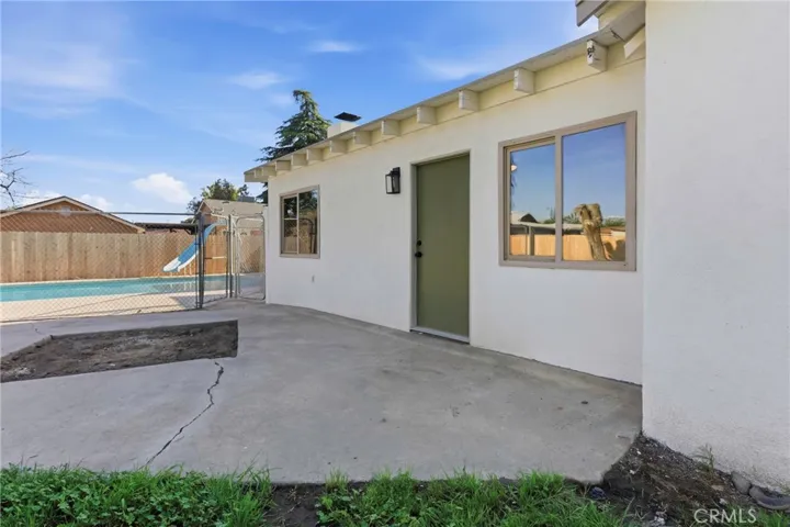 932 Baldwin, Bakersfield, California 93304