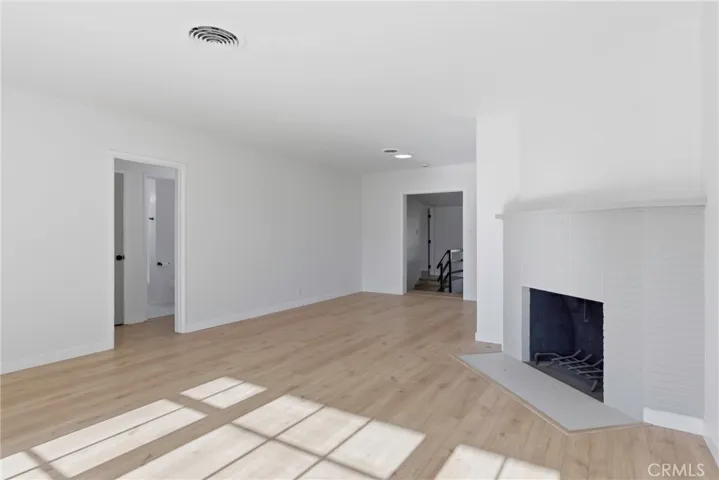 932 Baldwin, Bakersfield, California 93304