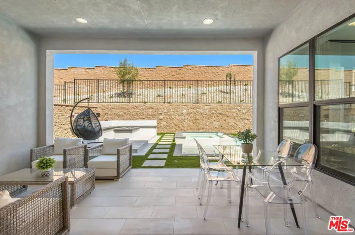 20601 W Overlook Court, Porter Ranch, California 91326