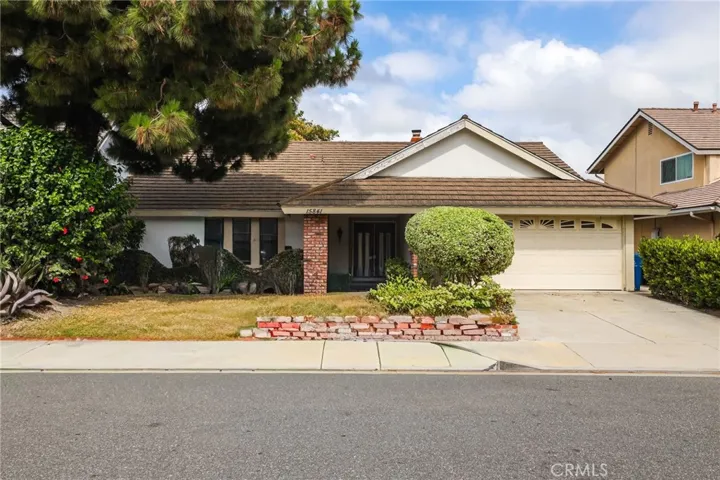 15841 Maidstone, Westminster, California 92683