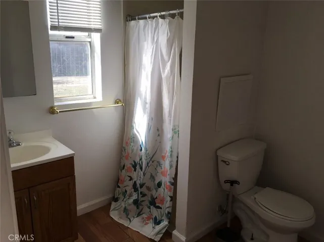 2435 Lakeshore 1, Lakeport, California 95453