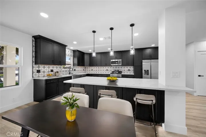 KITCHEN DIGITALLY ENCHANCED