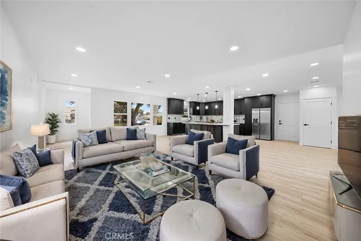 GREAT ROOM/KITCHEN ENHANCED