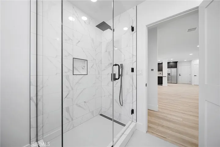 651 Workman Bath 2