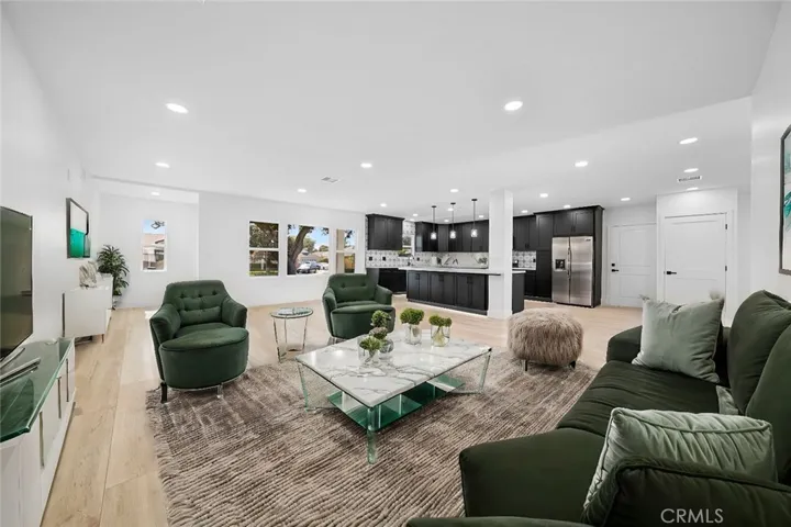 GREAT ROOM / KITCHEN ENHANCED