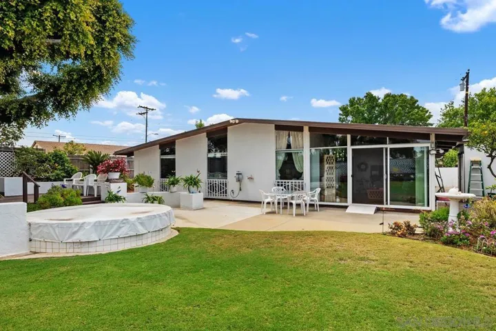 4473 Charger Blvd, San Diego, California 92117