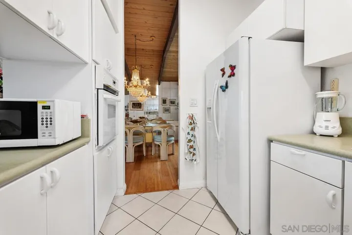 4473 Charger Blvd, San Diego, California 92117