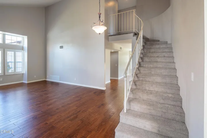 5382 Meadowbluff Ct-3943-HDR