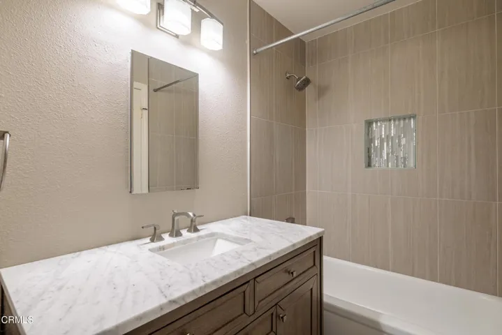 5382 Meadowbluff Ct-3964-HDR