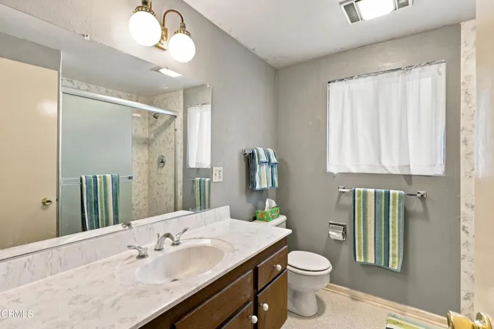 Upstairs Bathroom