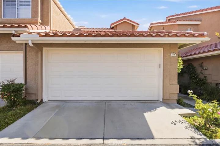 28127 Bobwhite Circle 98, Saugus, California 91350