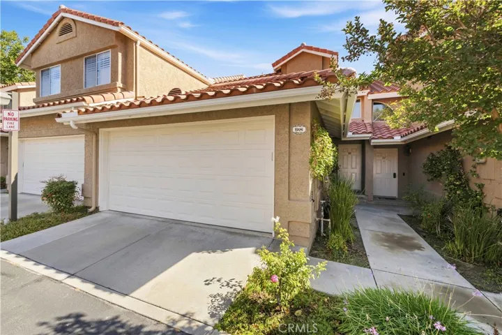28127 Bobwhite Circle 98, Saugus, California 91350