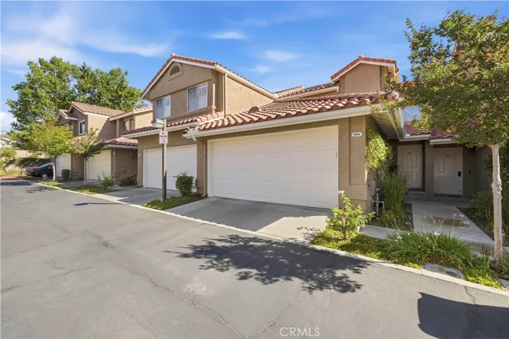 28127 Bobwhite Circle 98, Saugus, California 91350