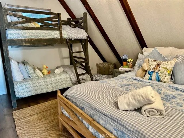 541 Georgia, Big Bear, California 92315