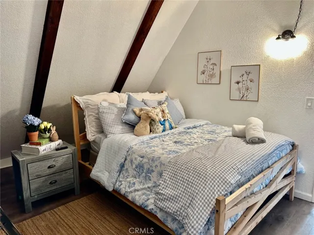 541 Georgia, Big Bear, California 92315