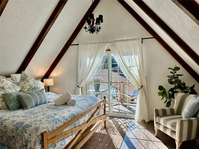 541 Georgia, Big Bear, California 92315