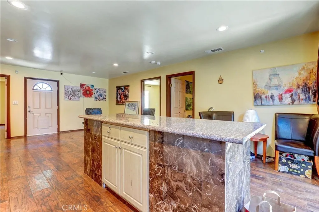 
Eating Bar and Family/Living Room