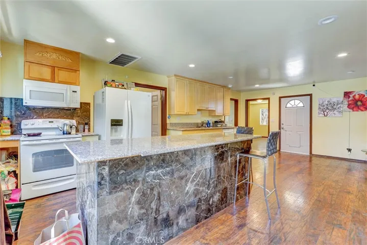Back house kitchen and eating area
