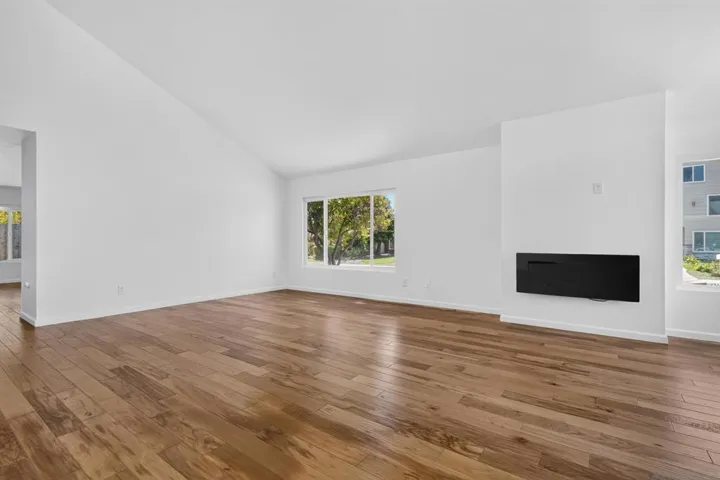 1503 Tucker Lane, Encinitas, California 92024
