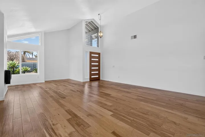 1503 Tucker Lane, Encinitas, California 92024