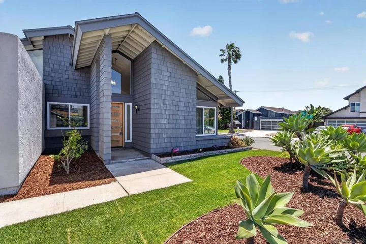 1503 Tucker Lane, Encinitas, California 92024