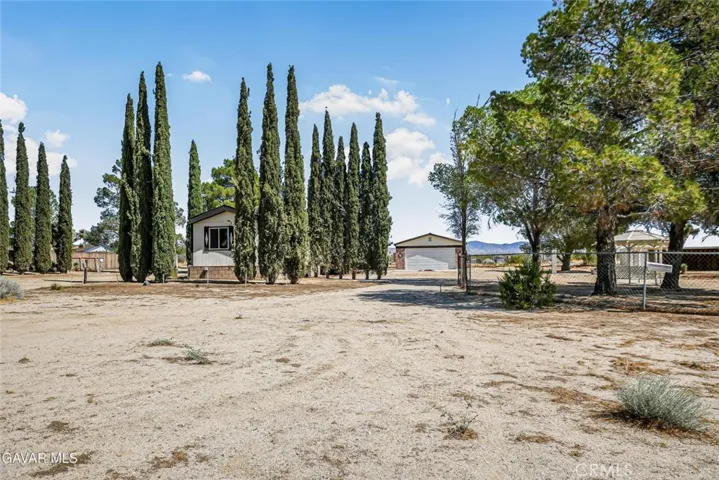 5891 Casper Avenue, Mojave, California 93501