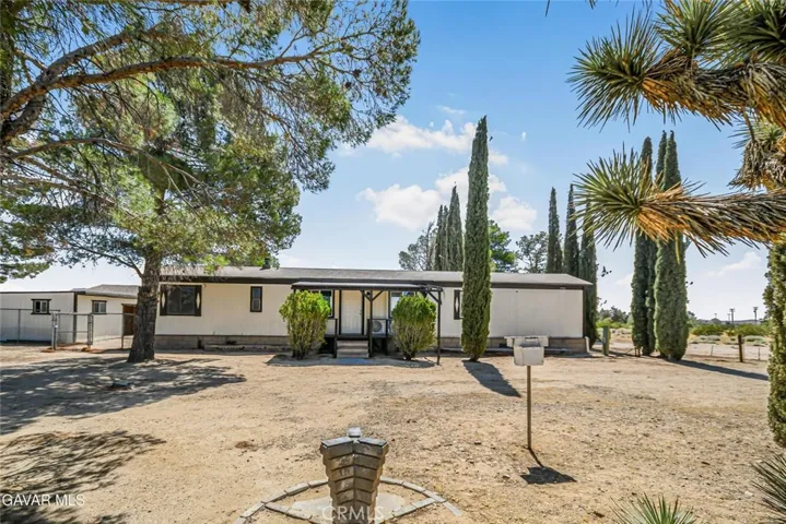 5891 Casper Avenue, Mojave, California 93501