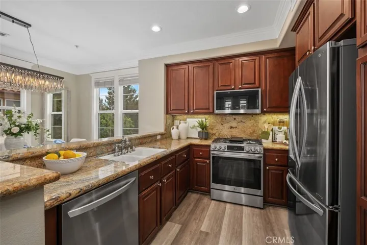 347 Tall Oak, Irvine, California 92603