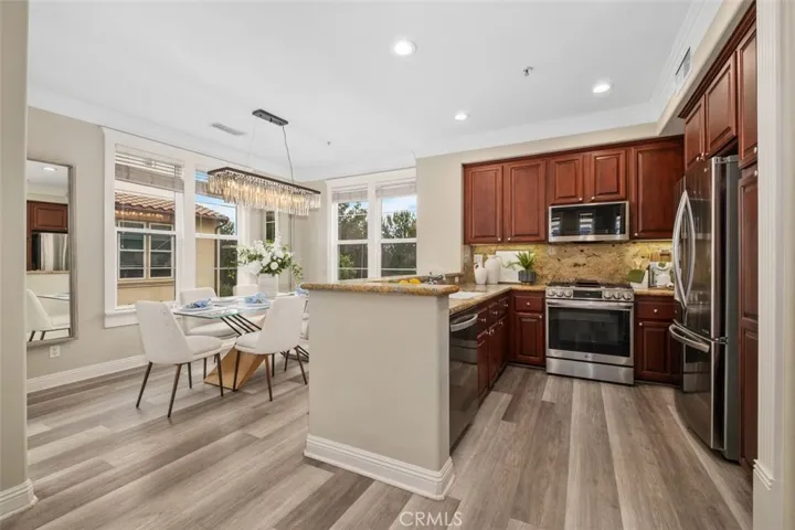 347 Tall Oak, Irvine, California 92603