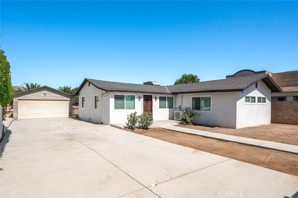 3717 Corona Avenue, Norco, California 92860 — photo 4