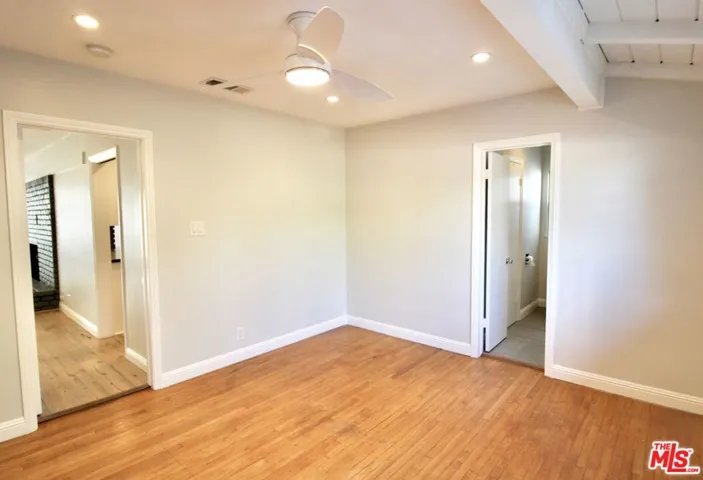 5415 Coldwater Canyon Avenue, Sherman Oaks, California 91401