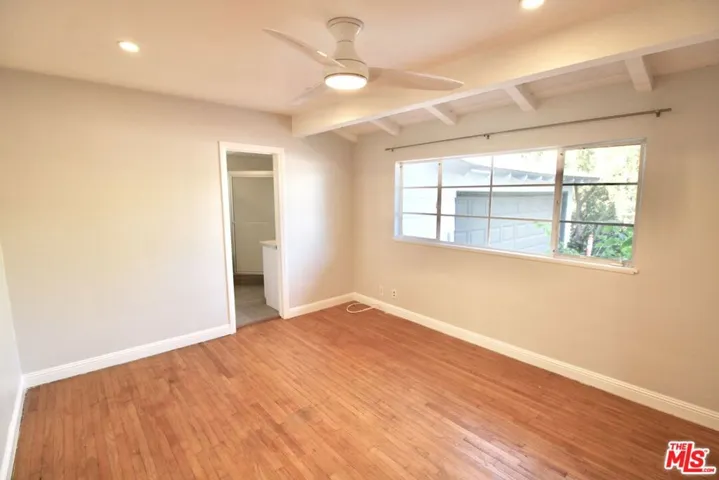 5415 Coldwater Canyon Avenue, Sherman Oaks, California 91401