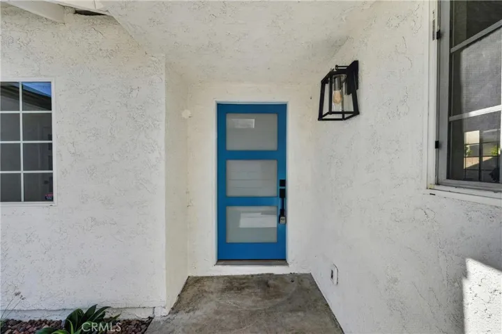 6091 Shelly, Huntington Beach, California 92647