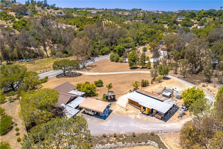 2160 Gird Road, Fallbrook, California 92028