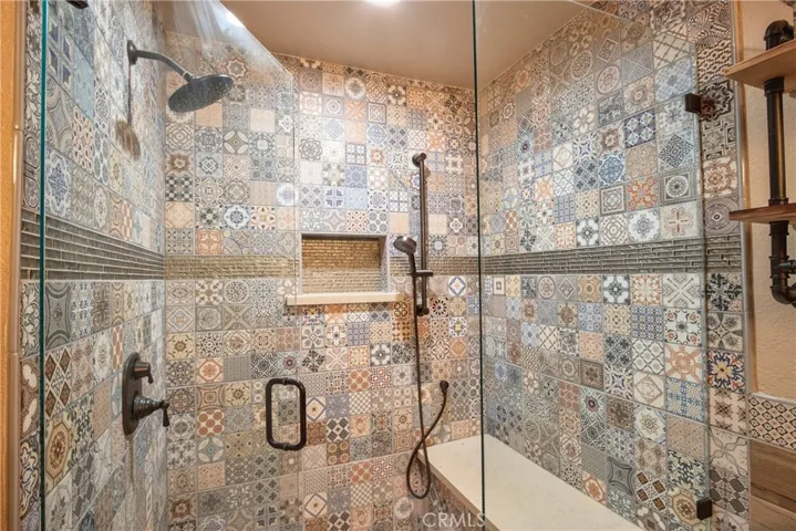 2160 Gird Road, Fallbrook, California 92028